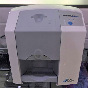 Digital dental X-ray scanner